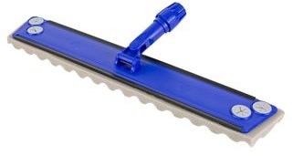 Stofwisframe met vaste schuimzool 55/51 x 9,5 cm.